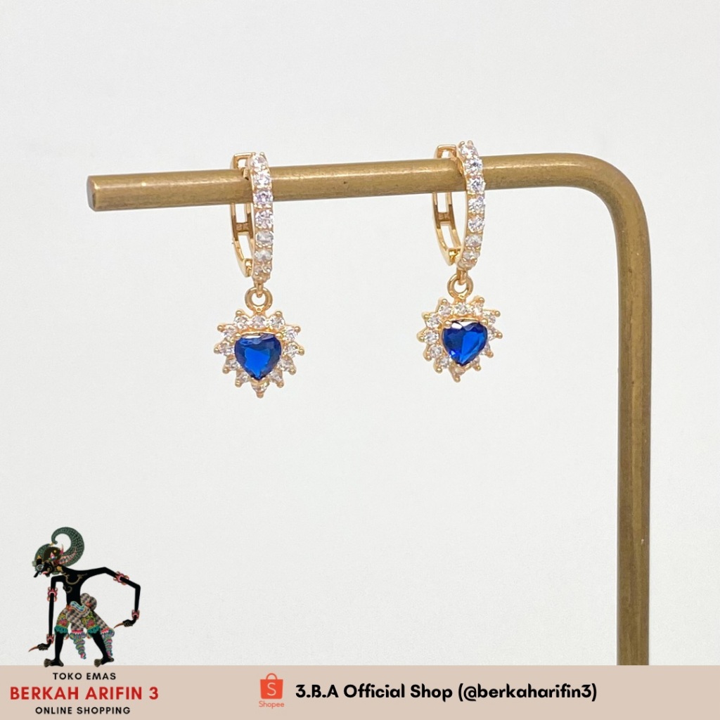 berkaharifin3-Anting Klip Love Mata Biru 8K