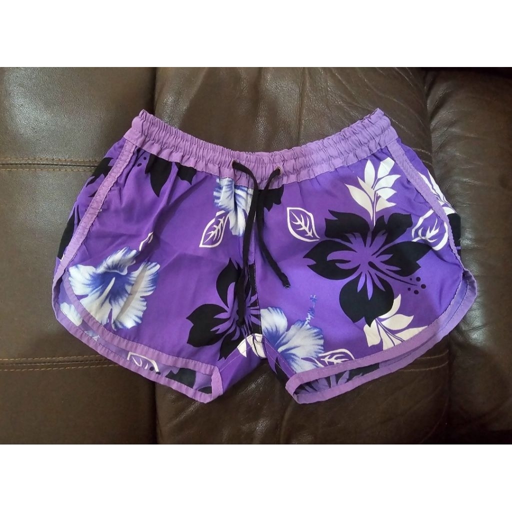Celana Pendek Roxy Bali Wanita Bunga Ungu Size M