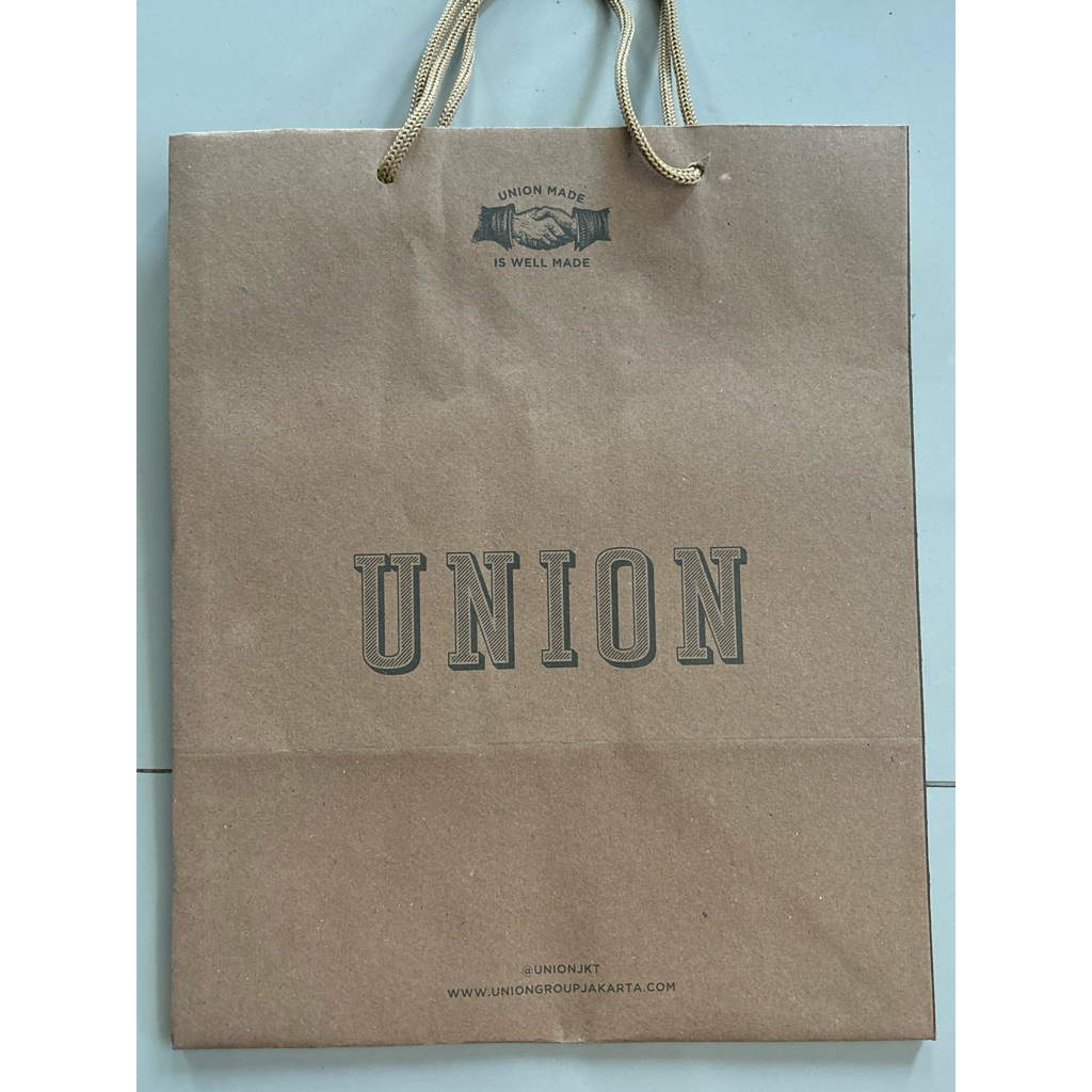 

preloved paperbag serba 3000