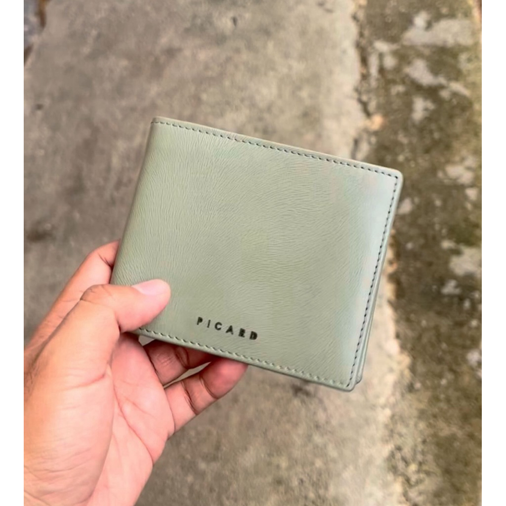 Wallet Picard