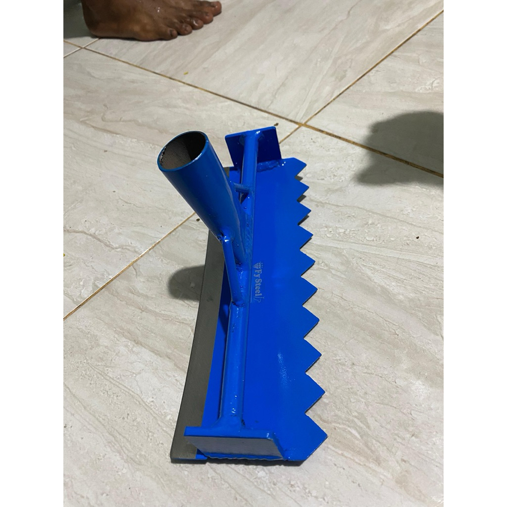 Cangkul Gulma Cangkul Penyiang Pembersih Piringan Sawit Atau Rumput