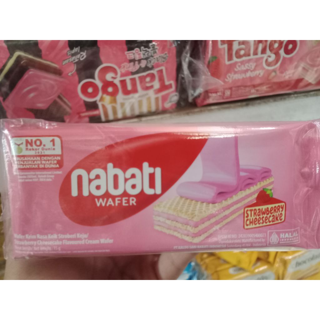 

Nabati Wafer Rasa Strawberry 10pcs x 15gr