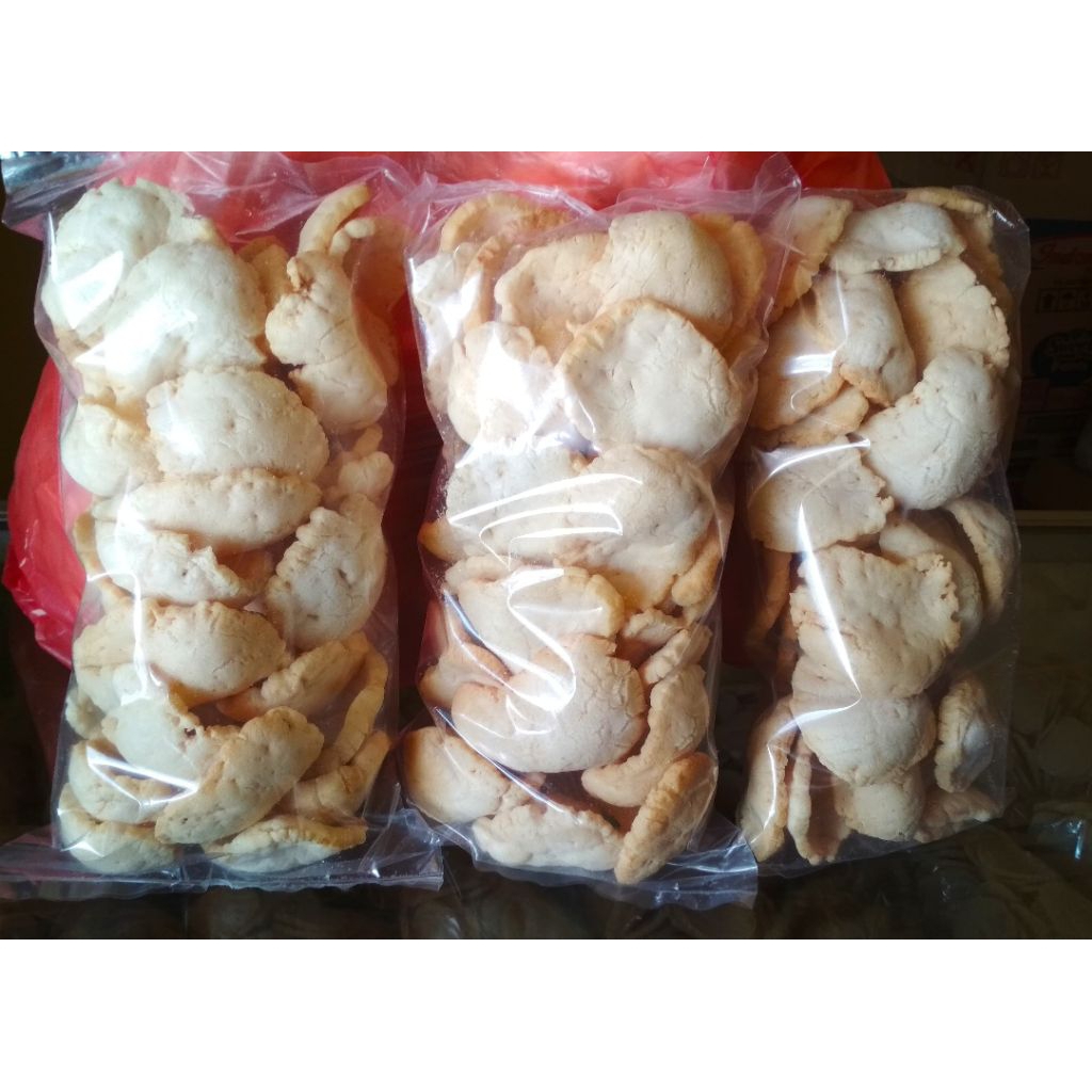 

KERUPUK IKAN KHAS GRESIK GORENG PASIR NON KOLESTROL