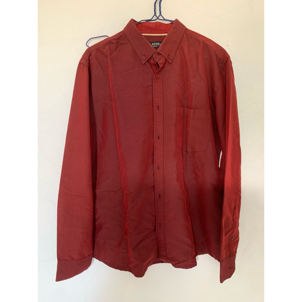 Preloved Kemeja Pria Platini Men Slim Fit Size L – Kondisi Bagus Warna Merah Maroon