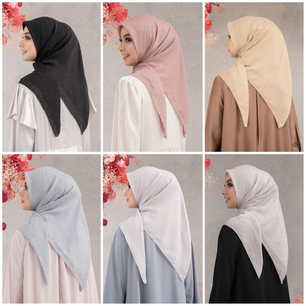 (NEW) Wearing Klamby Plain Scarf Monogram Chain