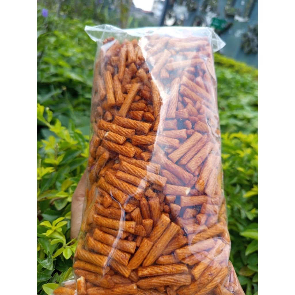 

Pang Pang Pedas – Camilan Renyah Pedas Gurih, Bikin Ketagihan!