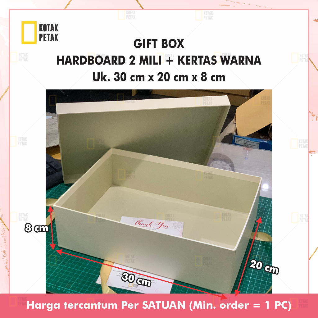 

Giftbox 30 x 20 x 8 / hampers box / hardbox souvenir / KOTAK BAGUS / hard box kado / kotak hampers