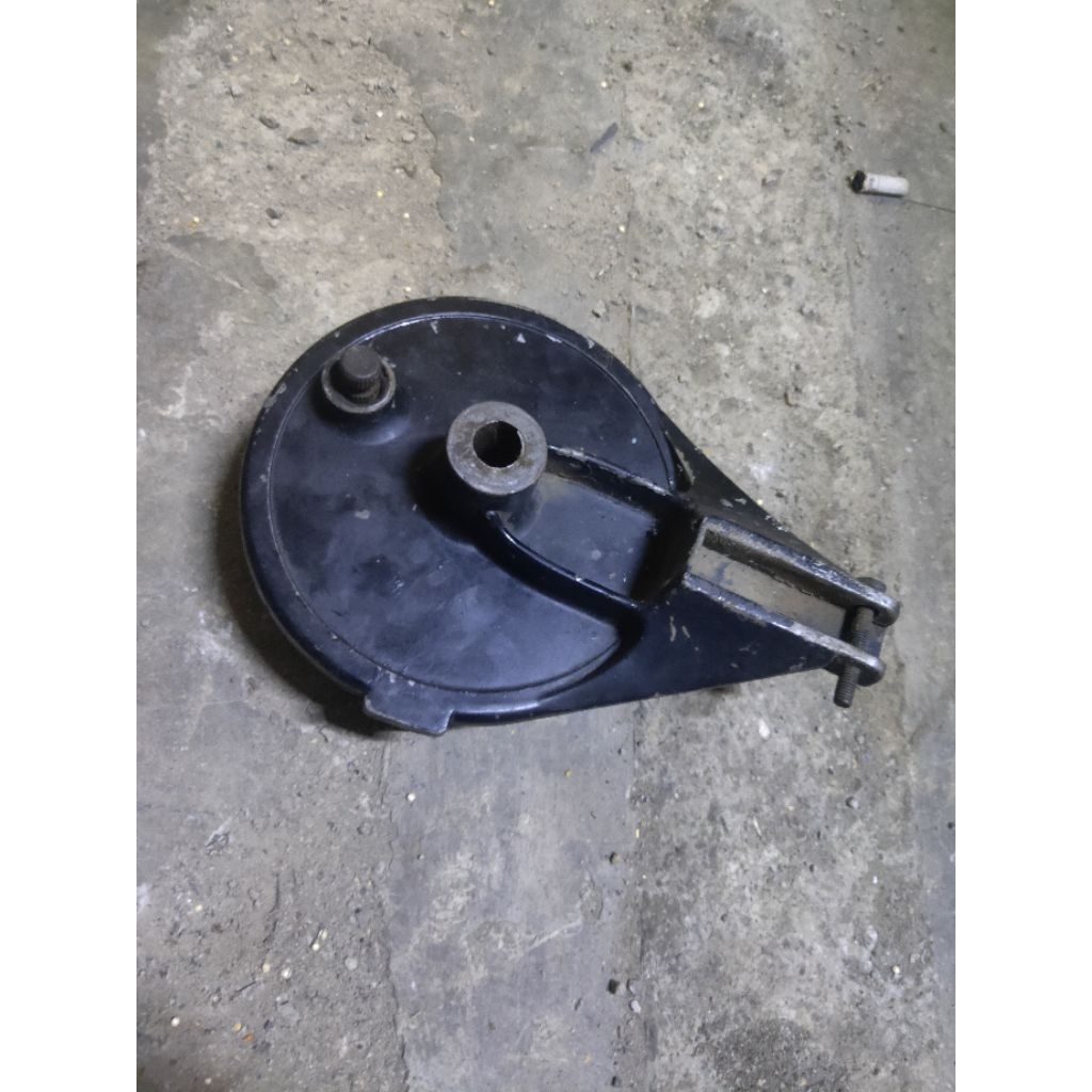 tutup tromol gl/tiger/mp bubutan masuk ke velg yamaha vixion dll