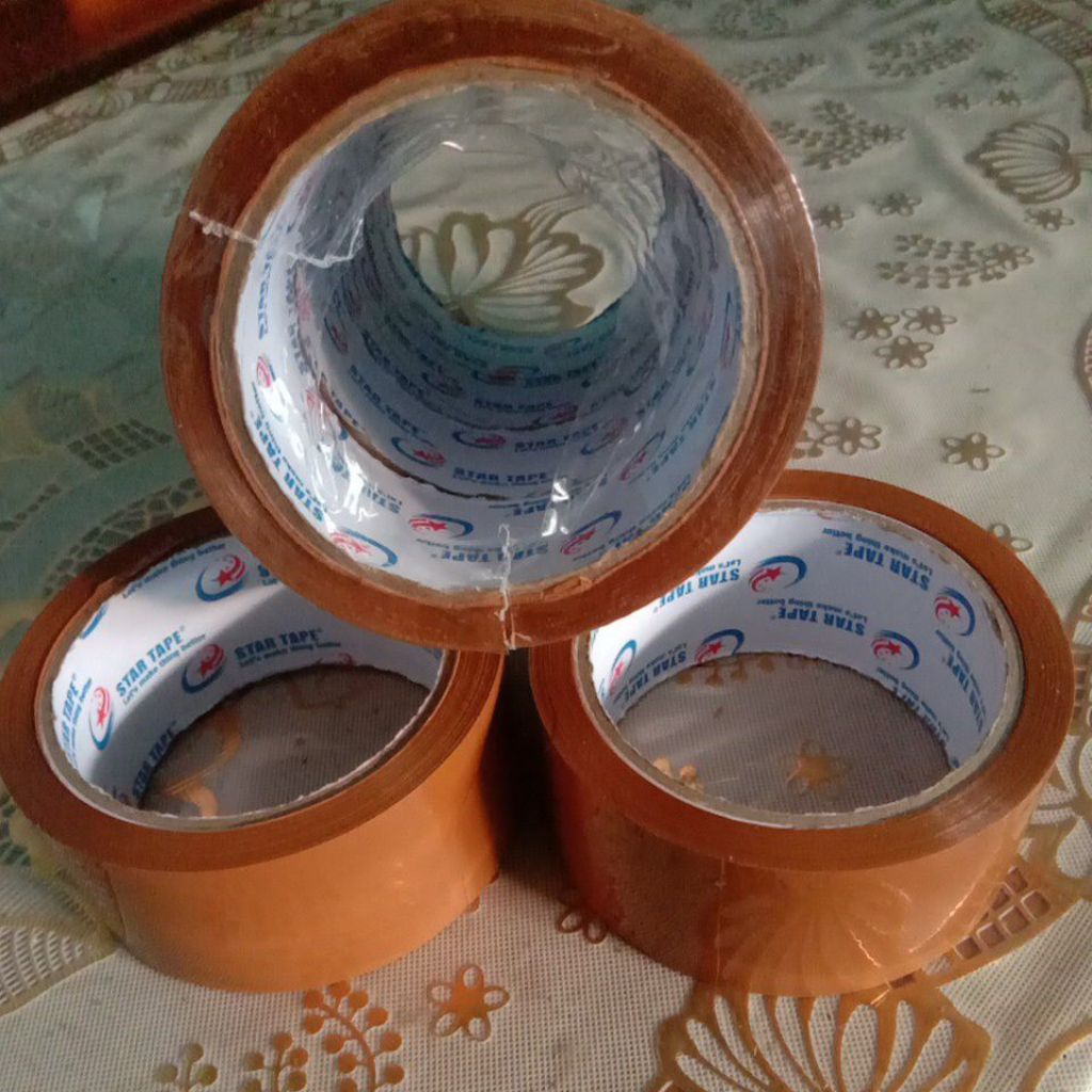 

1pcs lakban warna coklat ukuran 45mm panjang 90yard