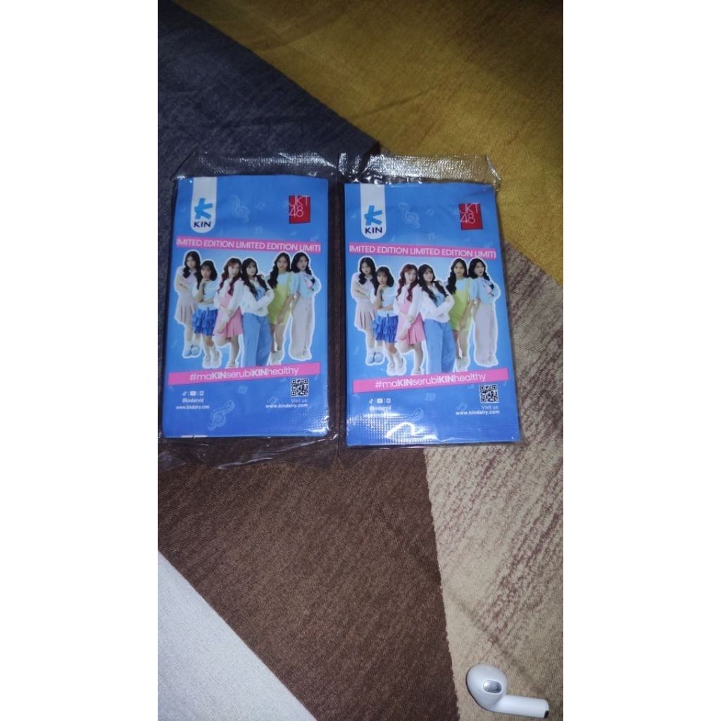 

2 Pack PC JKT 48