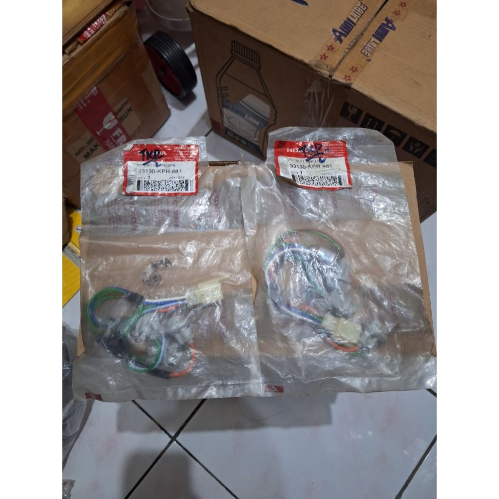 fiting lampu depan soket lampu honda karisma karisma x karisma D original nos