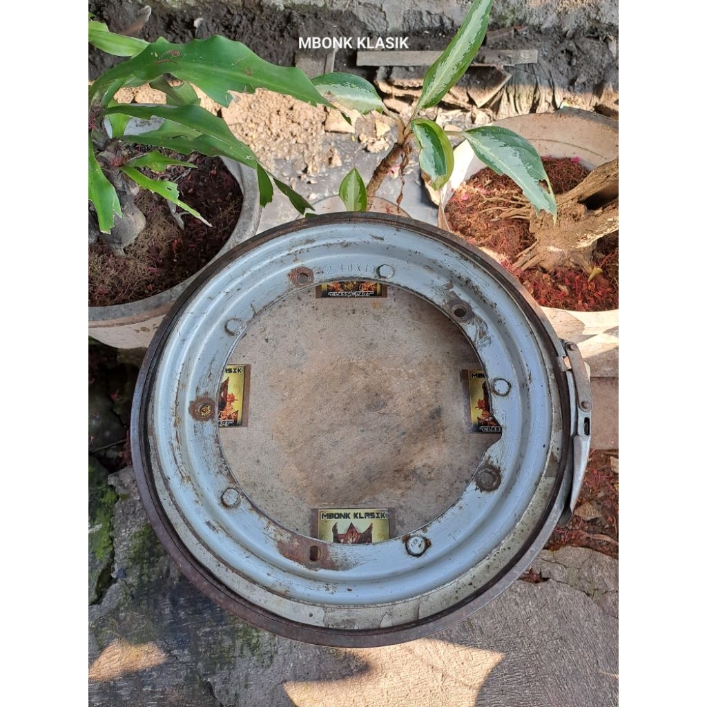 velg vespa sprint px exclusive excel bajaj ORIGINAL CHUNG velg vespa ring 10 chung velg vespa r10 ve