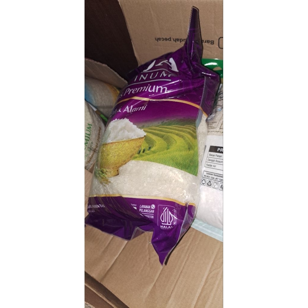 

Beras Raja Platinum 5 kg Beras Premium 5 kg