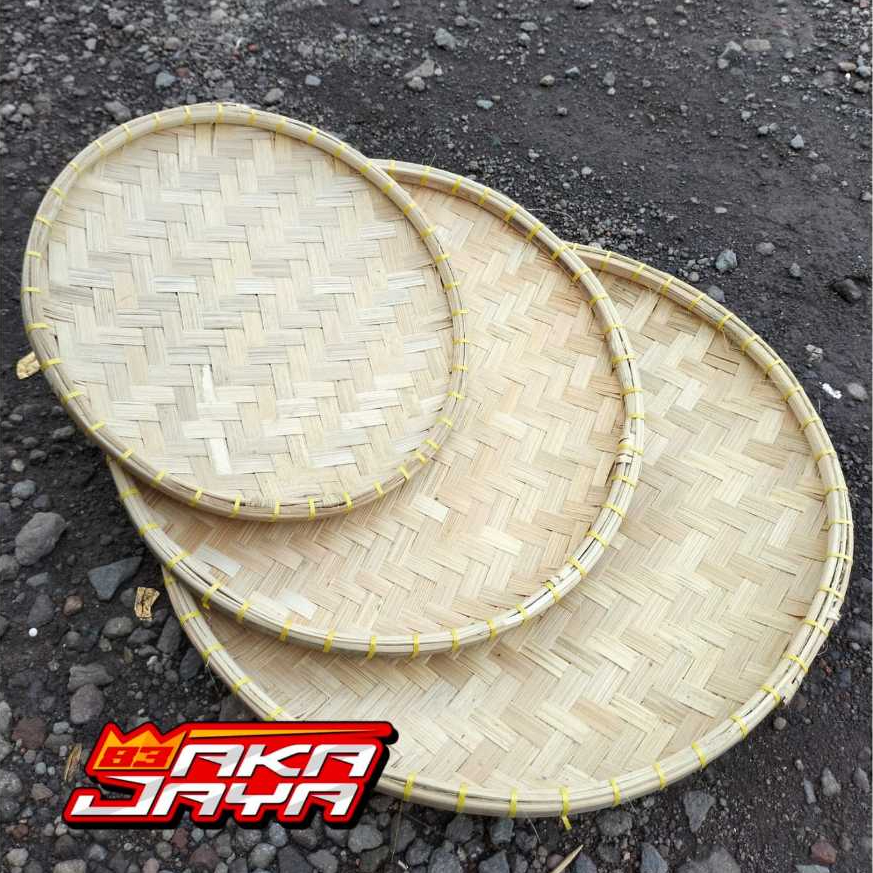 Tampah bambu mini/ Nyiru kecil dari anyaman bambu/ Nampan bambu kecil