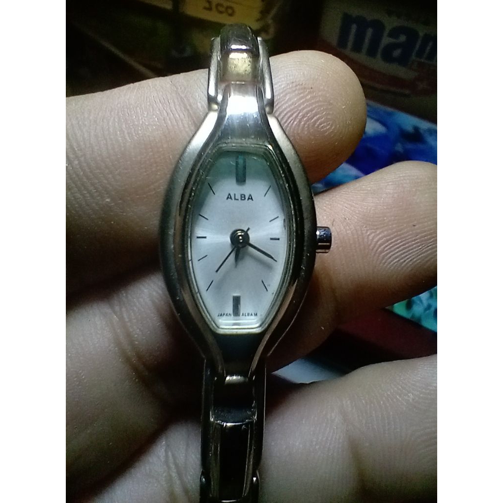 Jam Tangan Wanita Alba Kecil Seperti Baru