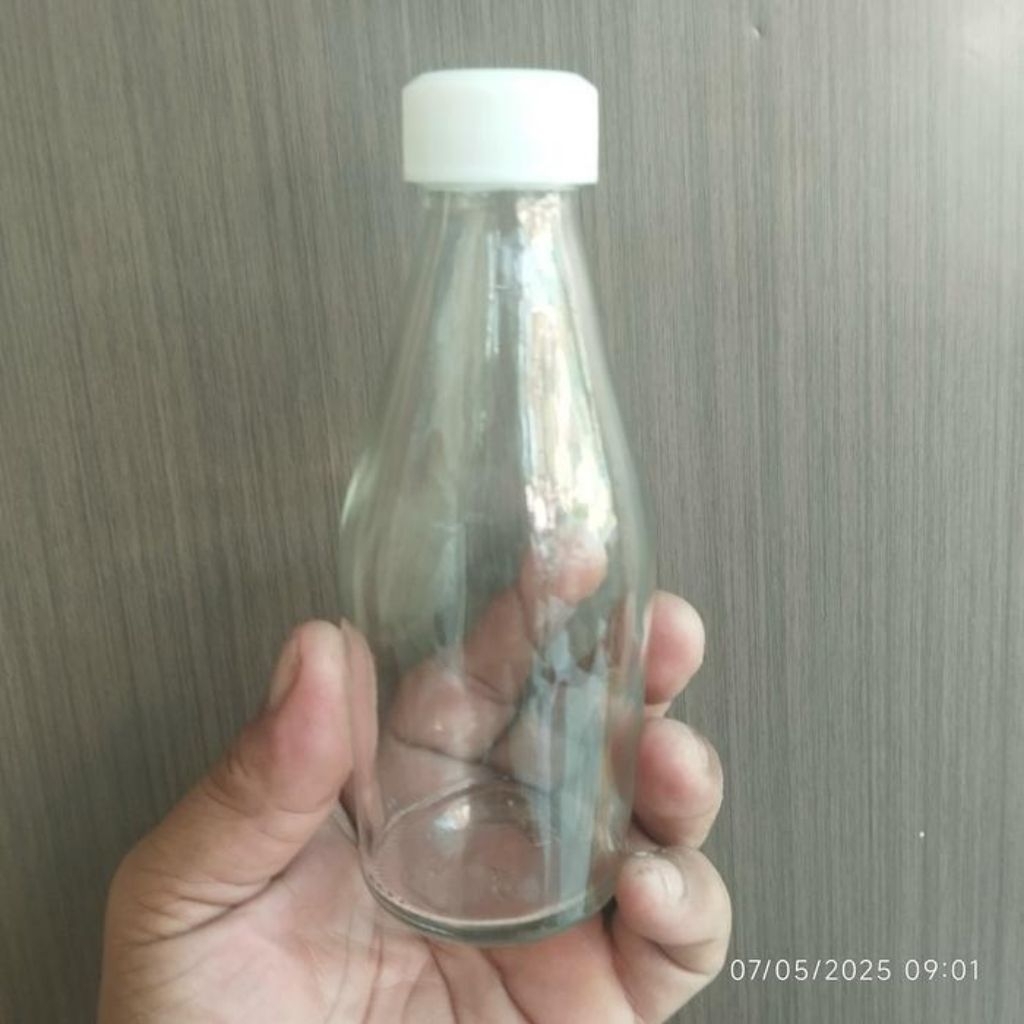 botol kaca 150ml / botol jus kaca 150ml / botol jus tutup ulir plastik