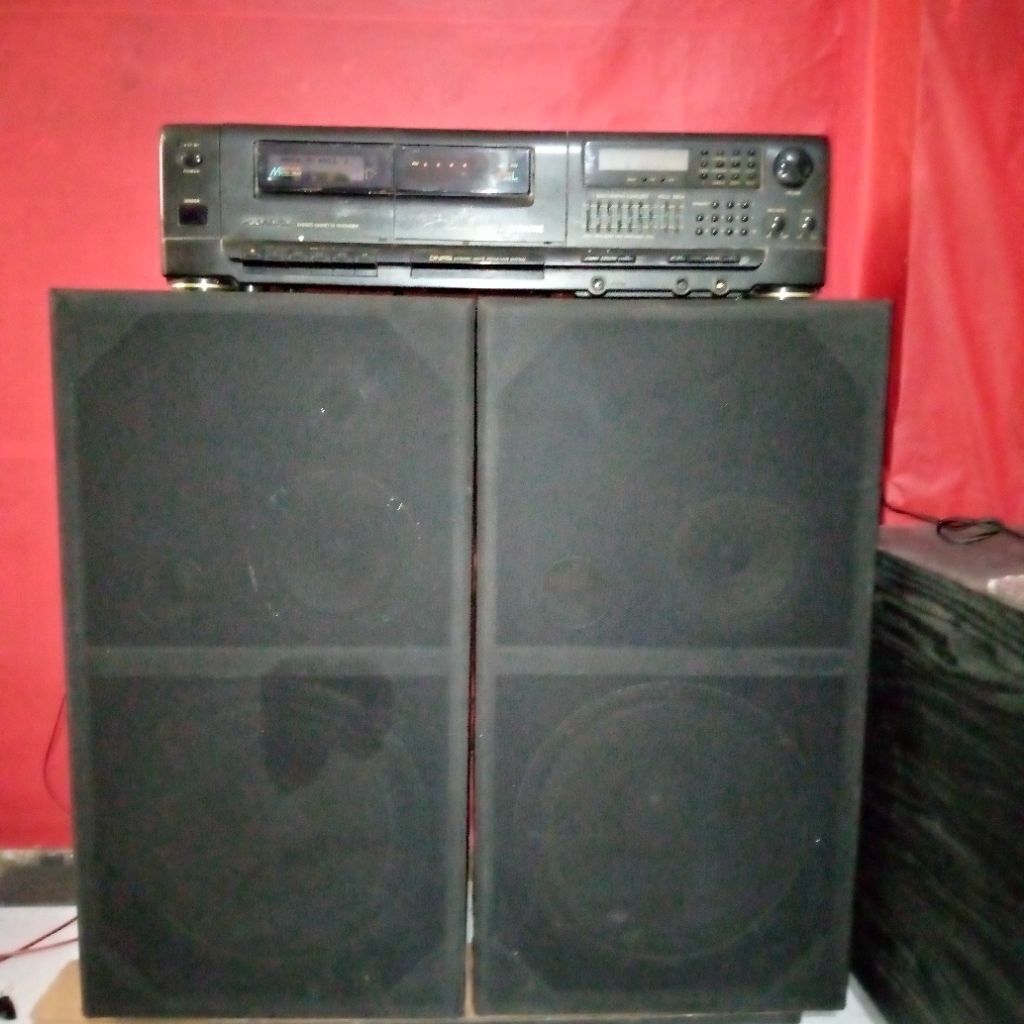 radio jadul polytron +spikernya 2pcs