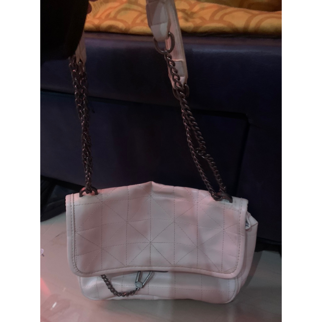 preloved tas white rantai
