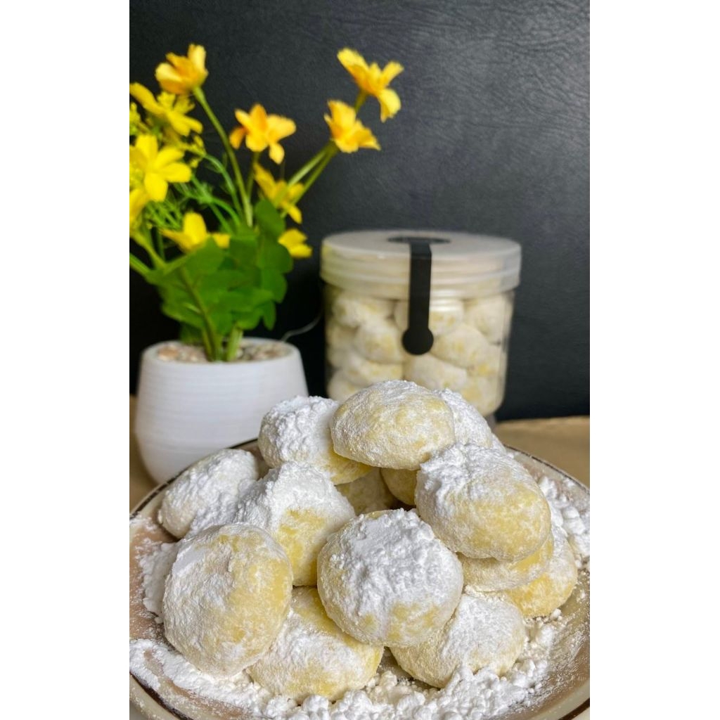 

PUTRI SALJU/KUE SALJU PREMIUM/KUE SALJU