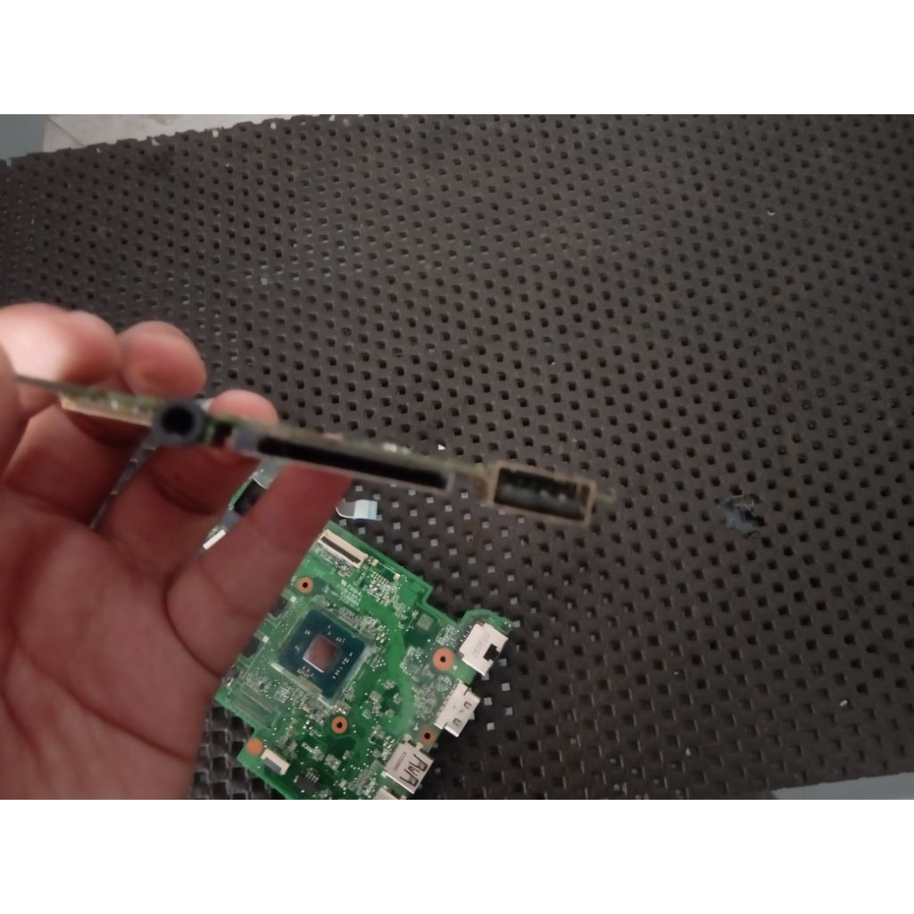 mainboard bahan hp 11-f104tu