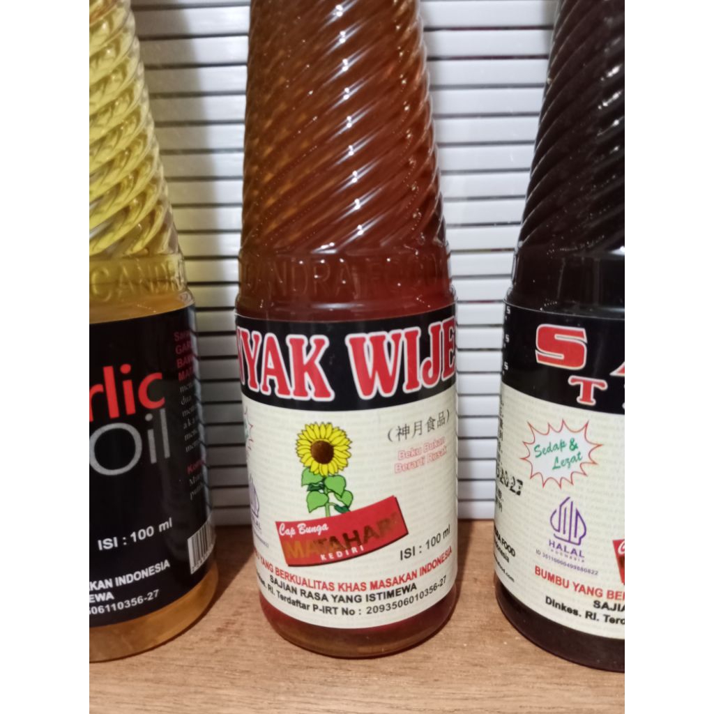 

Paket Murah 3 botol minyak wijen saus tiram garlic oil