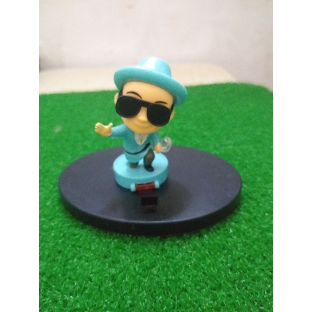KFC Chaki Meals Figure Upin Ipin