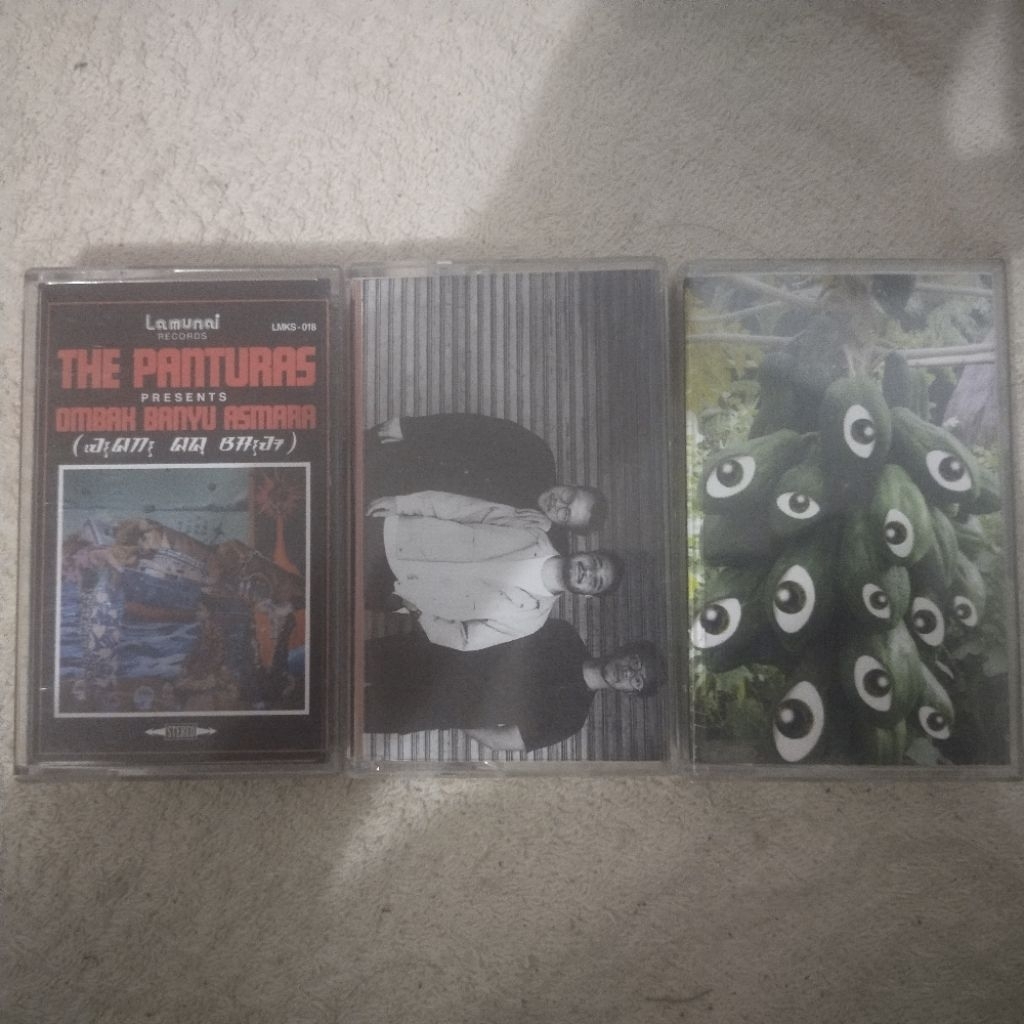 Kaset Perunggu - Pendar