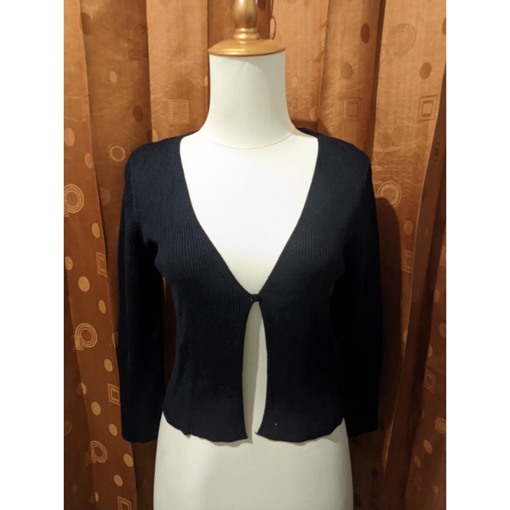 blazer stradiva*us hitam pekat