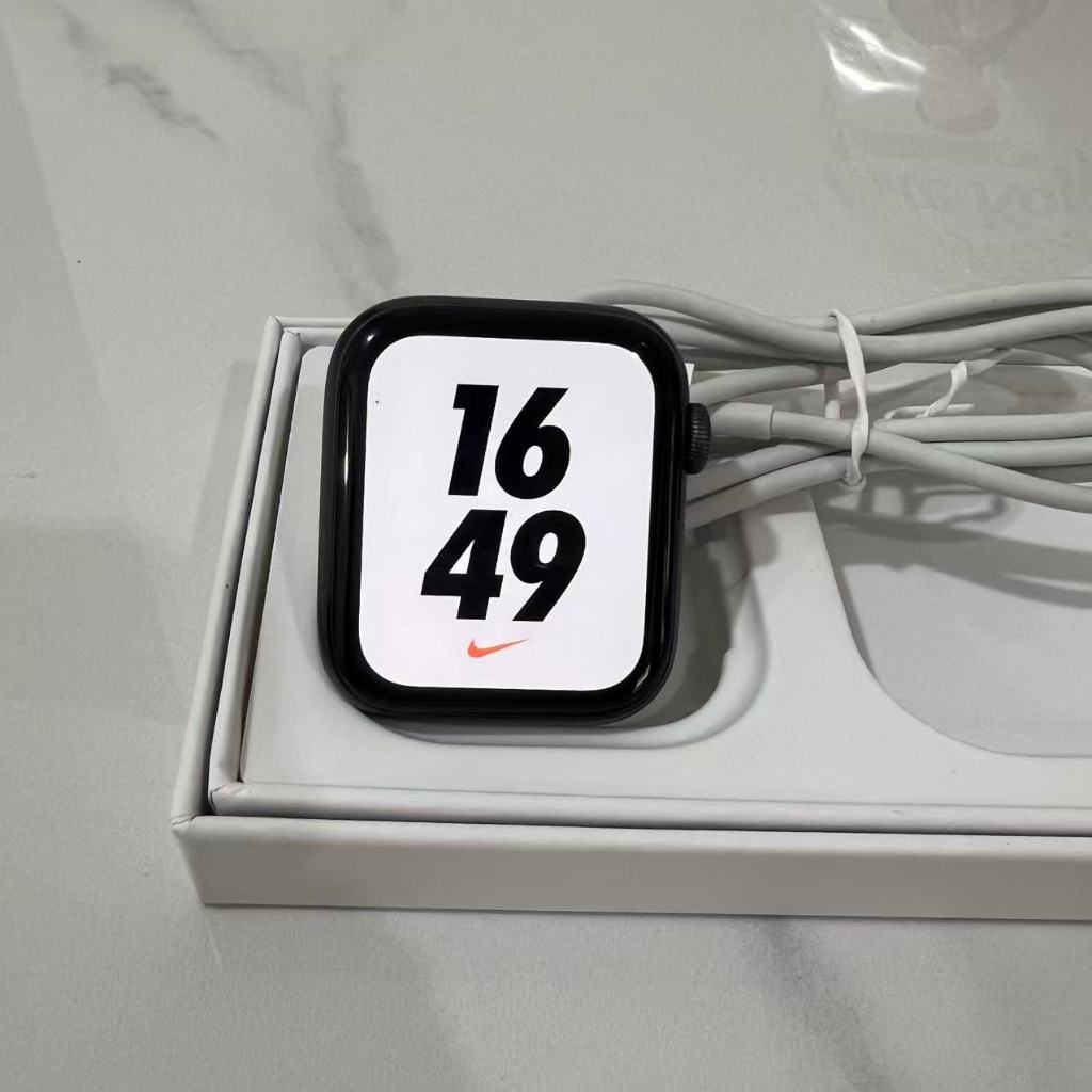 Apple Watch Second Series 4 44mm Original Full Set Bergaransi Layar Bermasalah