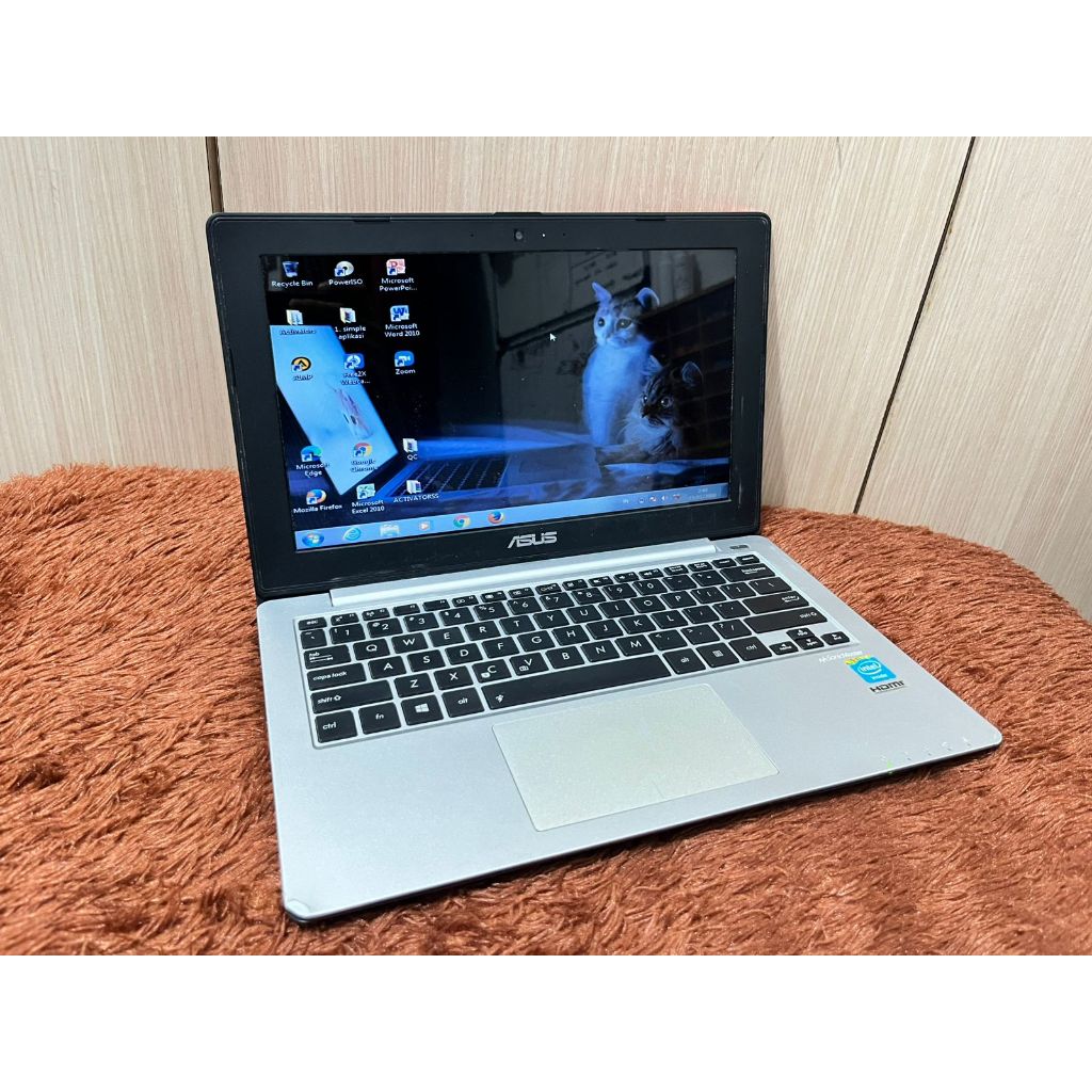 Notebook asus x201e pink series 12inch  Intel celeron 1007u 1.5Ghz 4gb ram 320Gb hdd