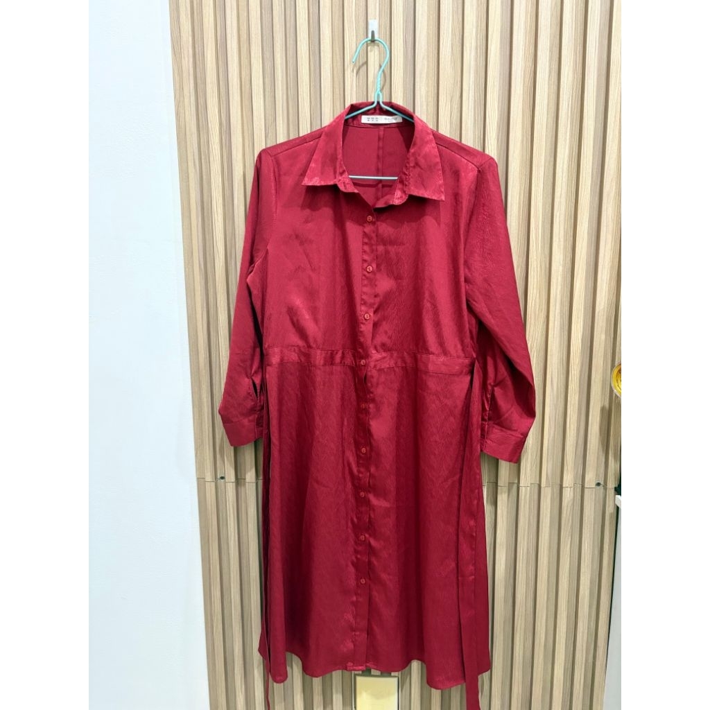 Dress Minimal preloved.
