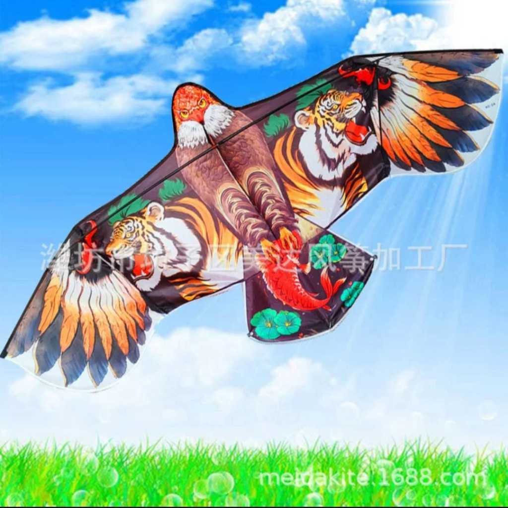 layangan panjang 3 meter motip burung elang , bahan fiber dan kain parasut mainan jadul layang-layan