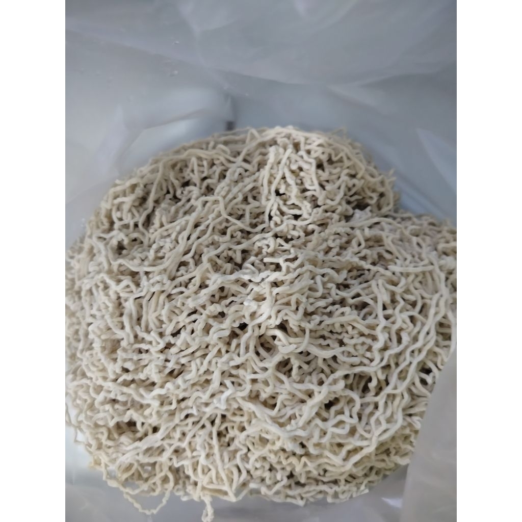 

Mie Ayam Mentah Premium Tanpa Pengawet