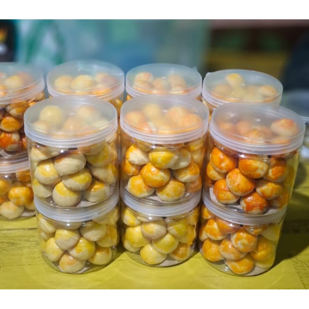 

nastar premium enak banget,lumer di mulut