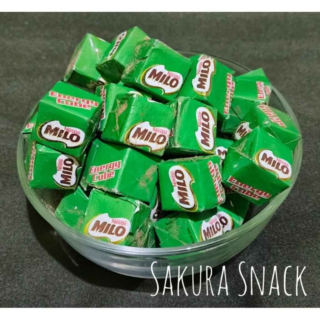 

Cokelat Kotak isi 100 biji MC100 MLY