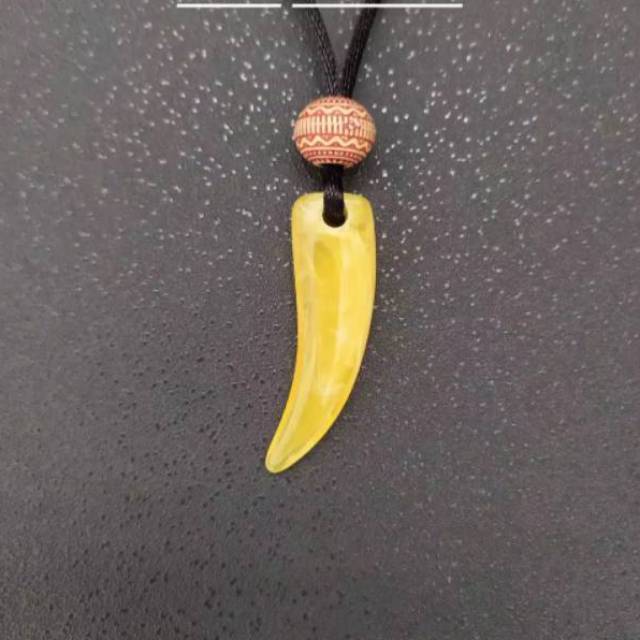 Grosir Kalung taring bandul bulat tali kalung satin china HITAM dan MERAH