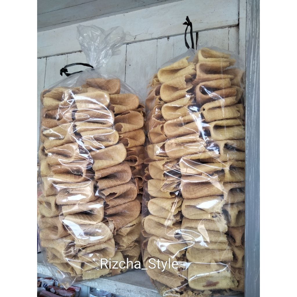 

Cemilan Kue Lempit Renyah 2 Kg – Cocok untuk Suguhan & Jualan