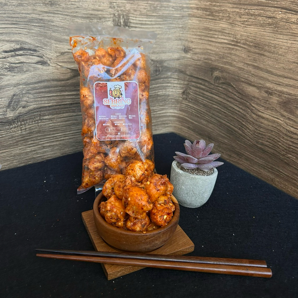 

KERUPUK SEBLAK KERING (SEBRING) - SIOMAY CHILI OIL DAUN JERUK EXTRA PEDAS 160 GRM