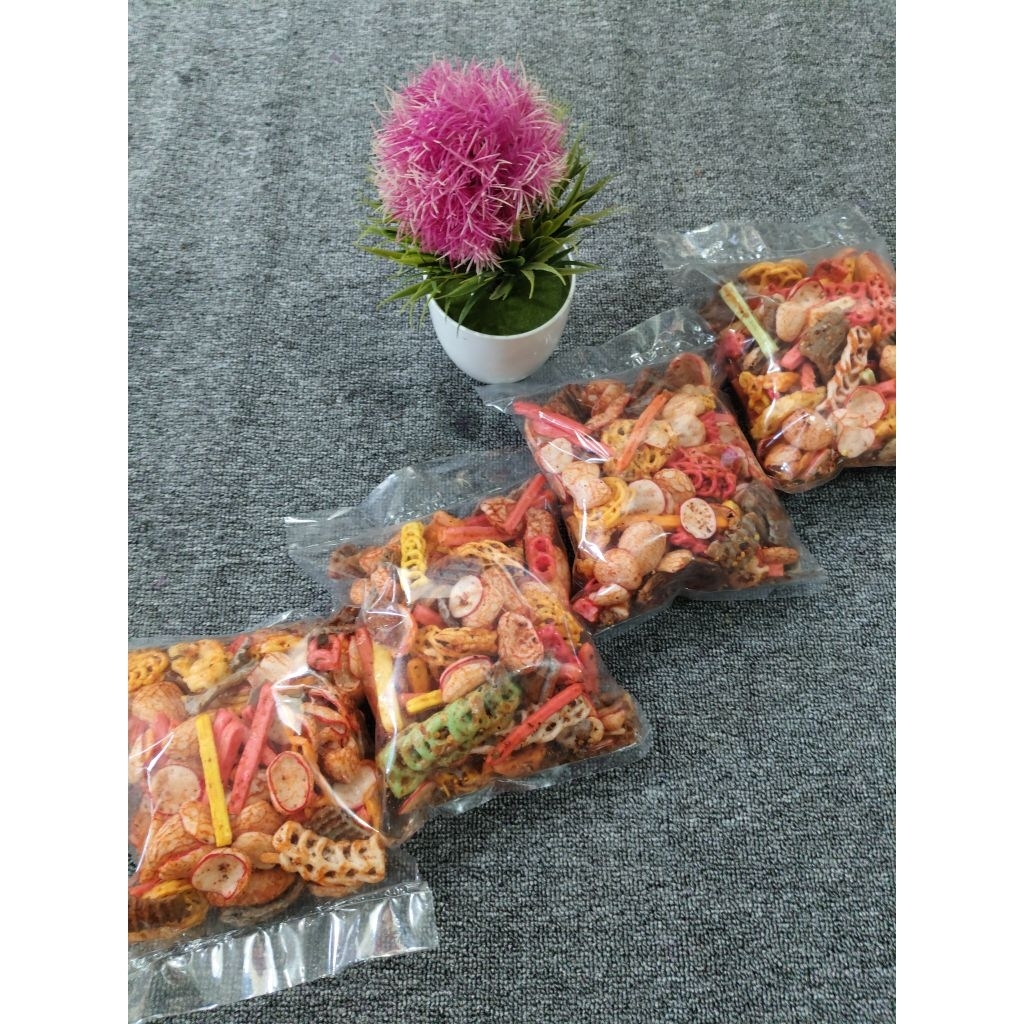 

Kerupuk Seblak mix / krupuk Seblak Campur 150gram