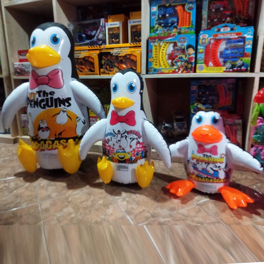 Mainan Balon Tinju Pinguin Goyang Ukuran Besar Sedang dan Kecil - Balon Tiup Madagaskar Penguin