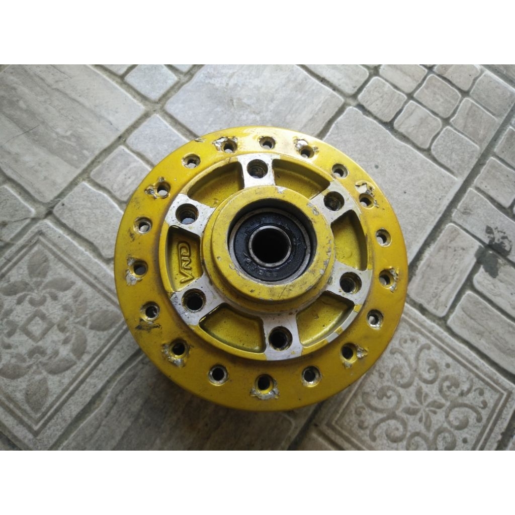 Tromol depan VND Tiger Revo