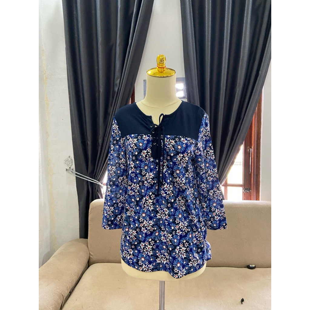 (preloved) Atasan/ blouse bunga Brand Marks & Spencer Original