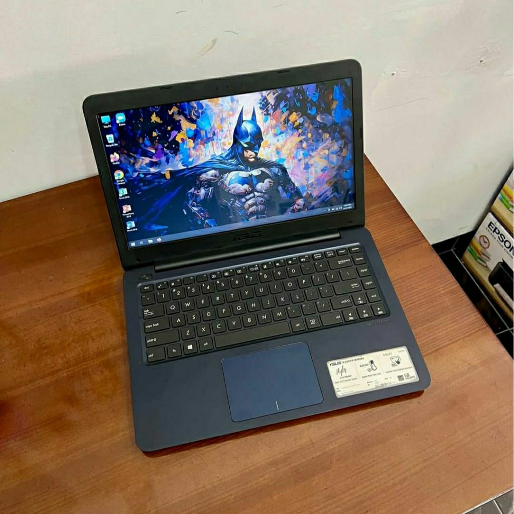 Laptop Second 1 Jutaan ASUS E402Y ram 4gb ssd 256gb