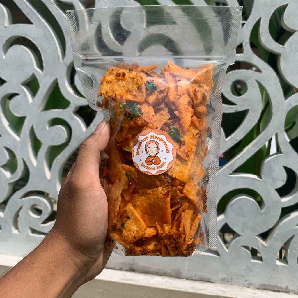 

Termurah Manggleng Keripik Singkong Pedas Balado Daun Jeruk 250gr Viral