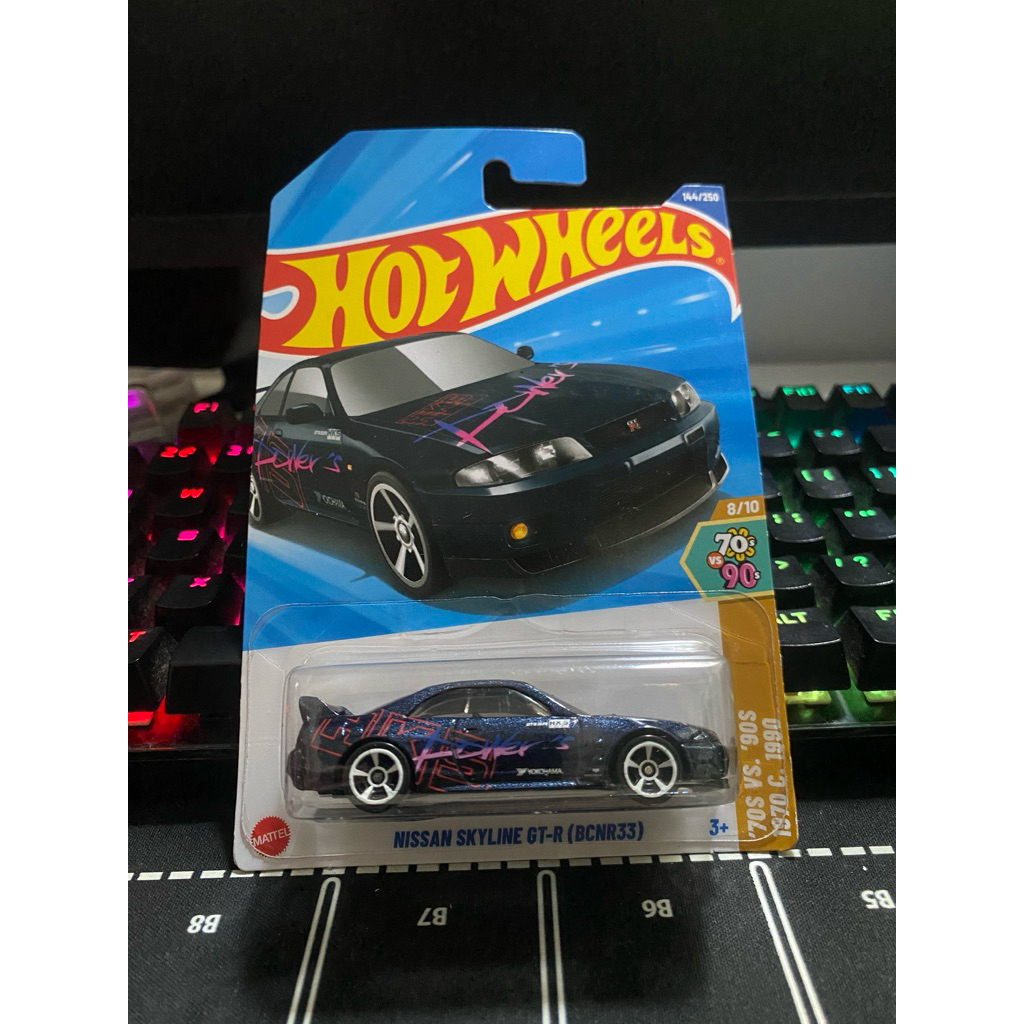 Hotwheels Skyline R33 HKS