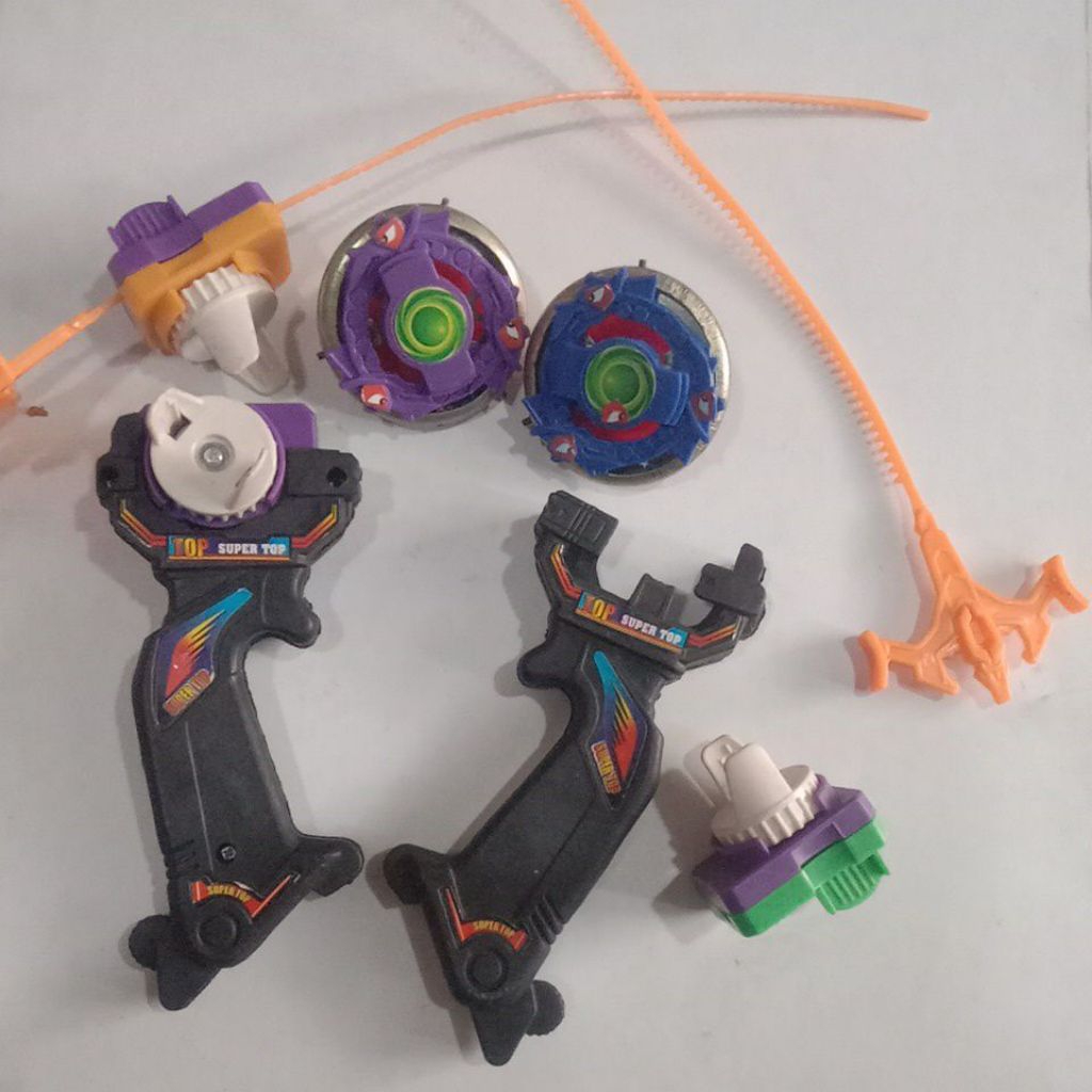 buyblade besi vintage jadul / mainan gangsing besi