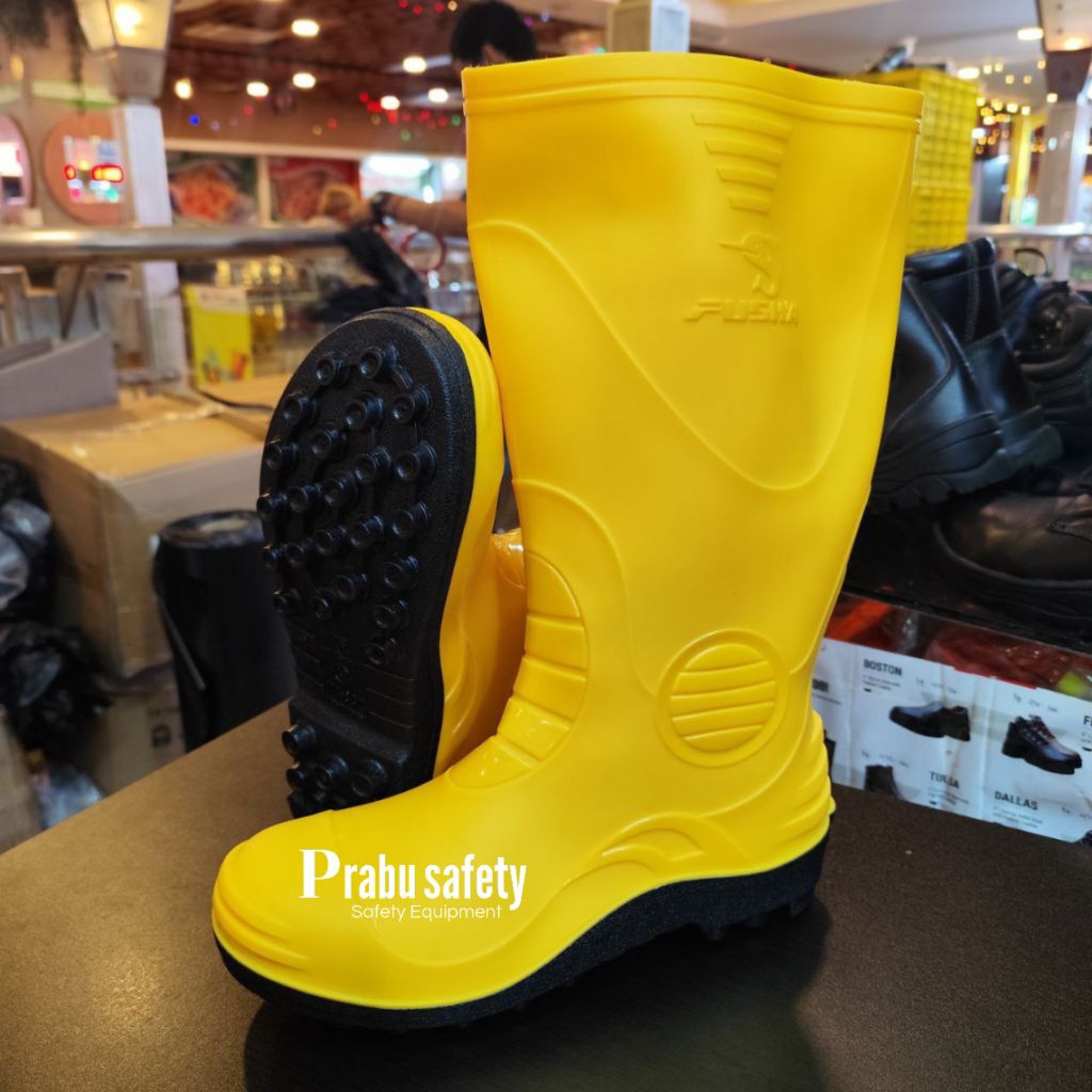 SEPATU SAFETY FUHSA UJUNG BESI BOOT KARET KUNING / SAFETY BOOT FUSA KUNING / SEPATU BOOT ANTI SLIP