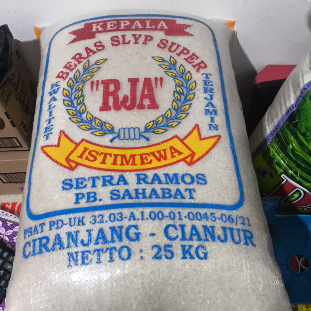 

BERAS RJA SETRA RAMOS CIANJUR 25 KG