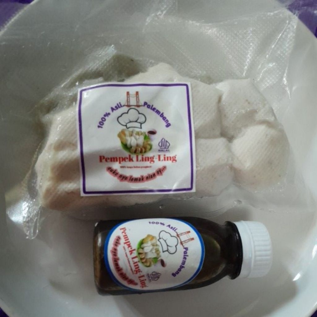 

pempek LingLing Khas Palembang