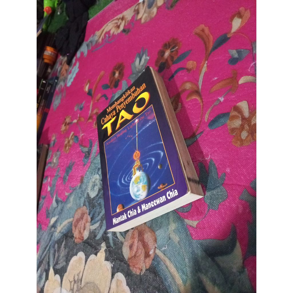Buku Membangkitkan Cahaya Penyembuhan TAO Mantak chia